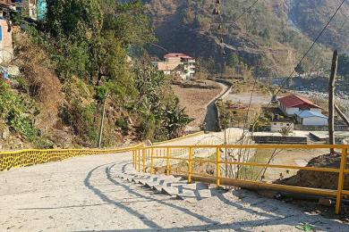 पर्यटकीयस्थल गलेश्वरमा फुटपाथसहितको सडक निर्माण