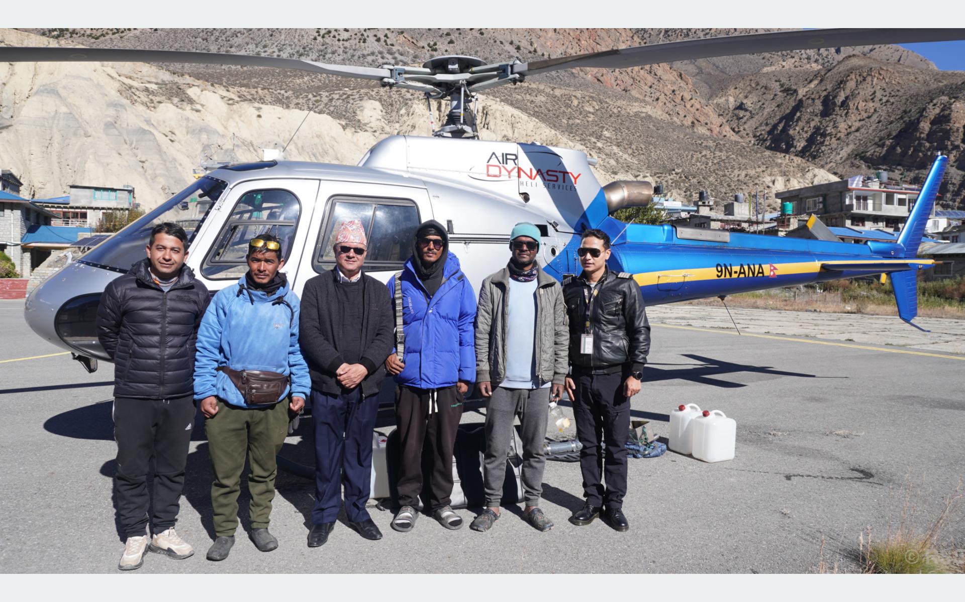 छार्का भेरोलमा अलपत्र परेका दुई पर्यटकको उद्धार