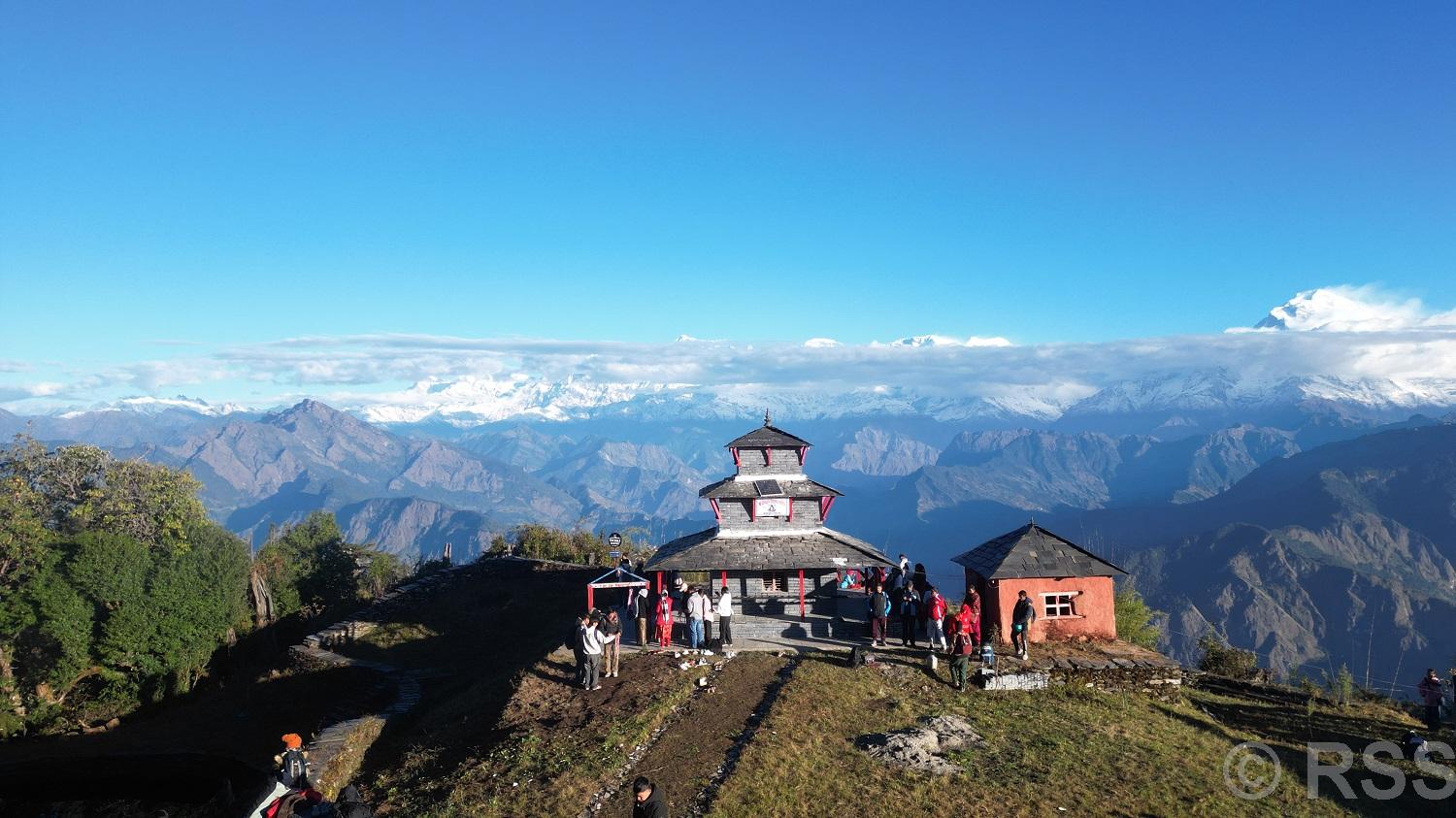 धार्मिक पर्यटकीयस्थल तिनचुलेमा पूर्वाधार निर्माण