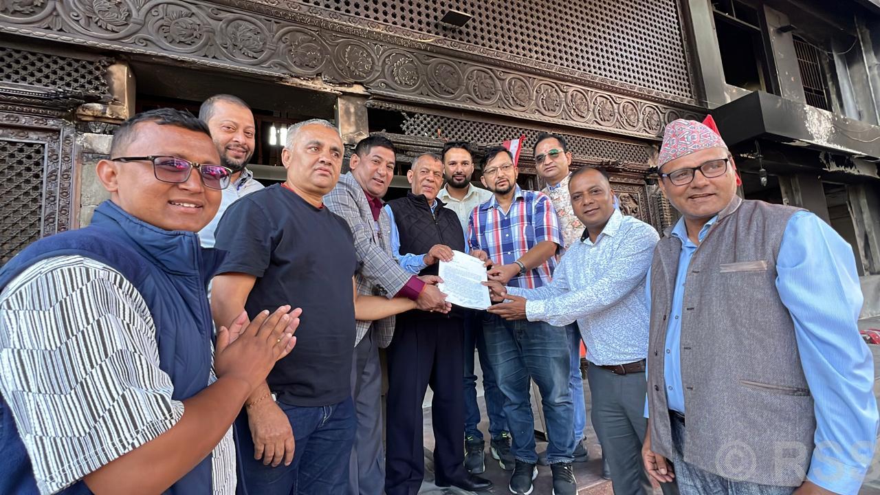 मङ्सिरभित्रै पार्टीको १५ औँ महाधिवेशन गर्न कांग्रेस नेताहरूको माग