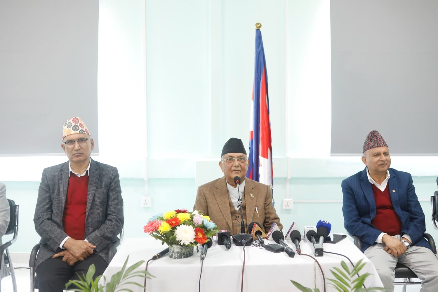 संसद् पुनःस्थापनाका लागि एमाले सर्वोच्च जाने