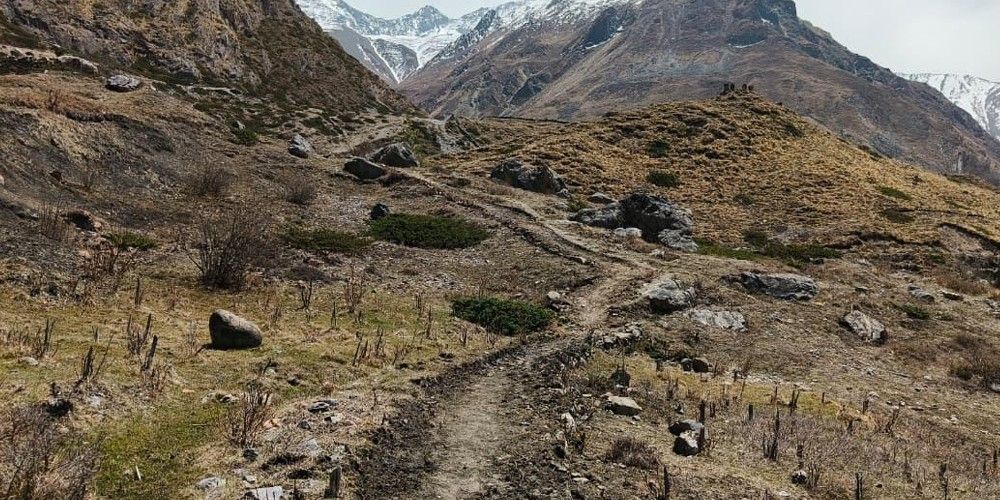 मुस्ताङका पर्यटकीय पदमार्गहरू मर्मत तथा स्तरोन्नति गरिँदै