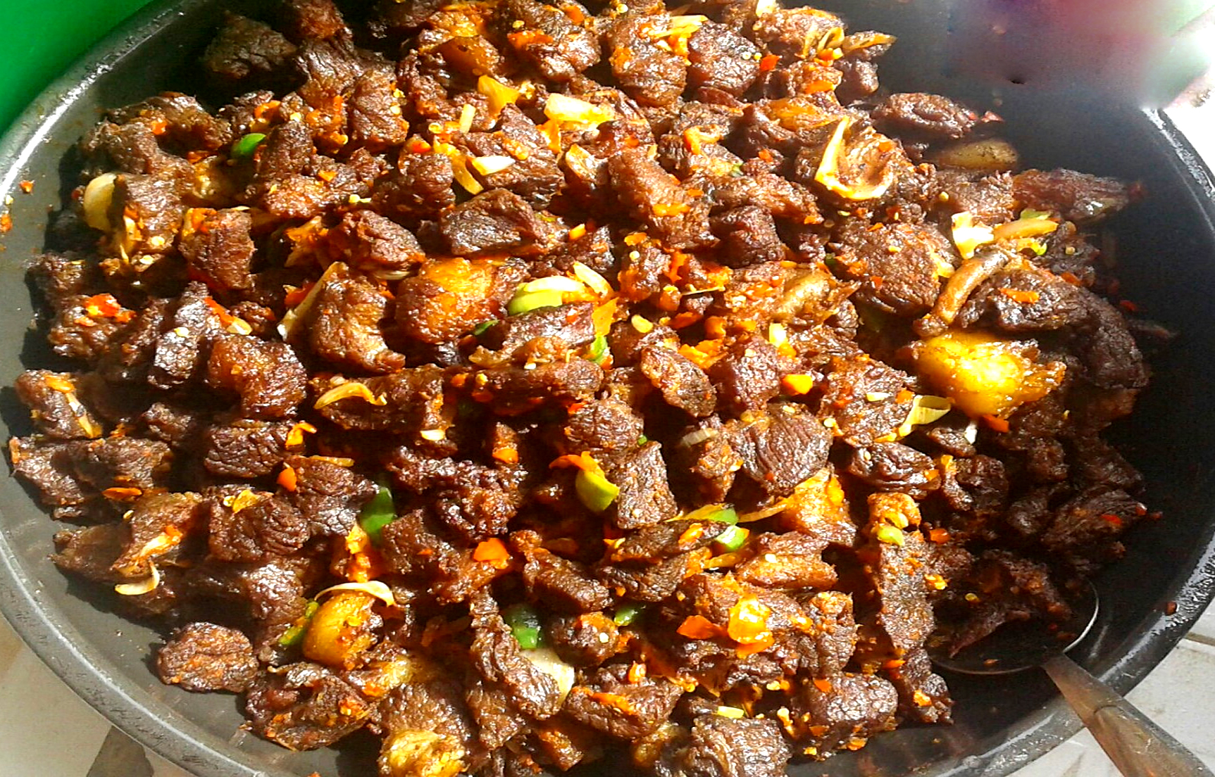 दसैँमा मासु स्वस्थ तरिकाले पकाएर खान चिकित्सकको सुझाव