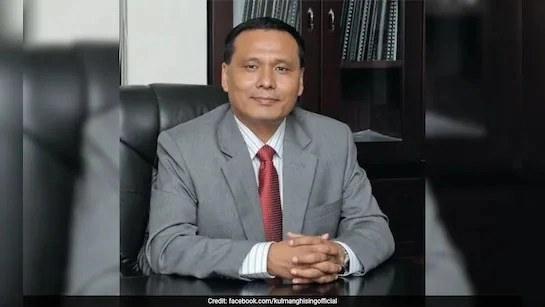 म कुनै पार्टीमा आबद्ध हुने विषयमा छलफल भएको छैन : मन्त्री घिसिङ