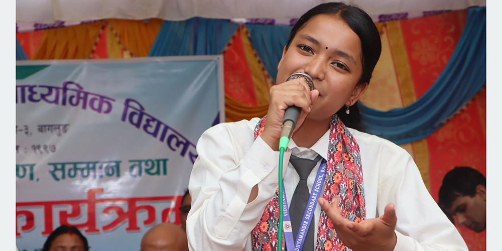 गायनमा सिम्रनको चर्चा