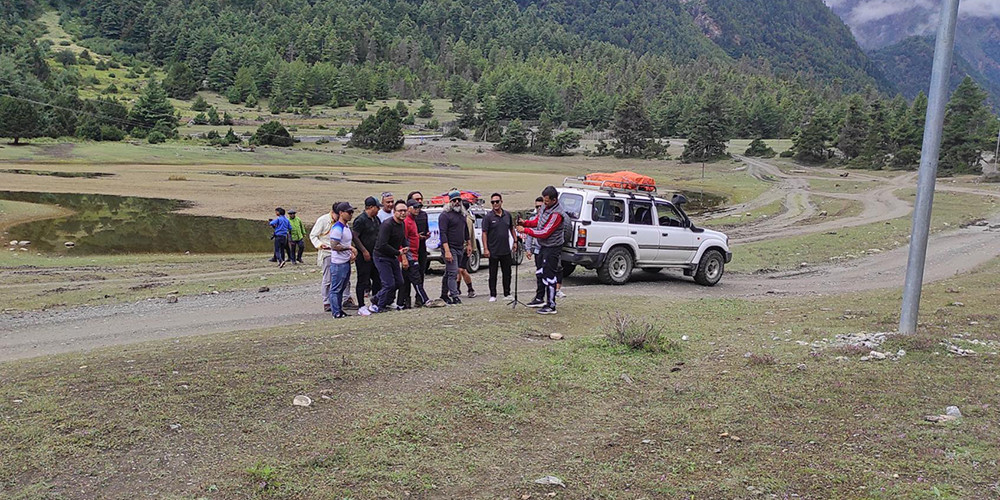 पर्यटकको आकर्षण केन्द्र बन्दै मनाङ