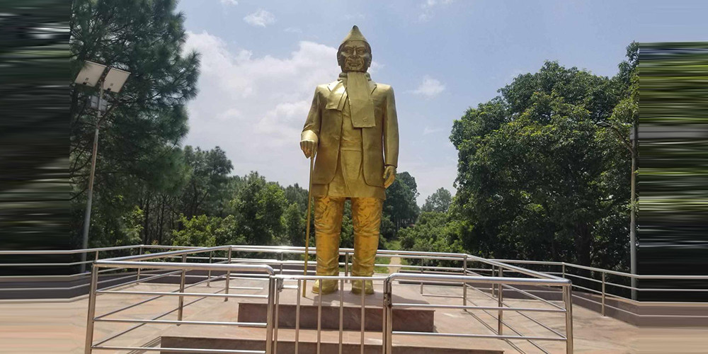 तेइस वर्षदेखि वाटिकामा उभिरहेछन् लौहपुरुष गणेशमान