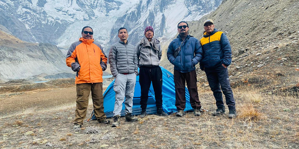 ‘नर्थ अन्नपूर्ण’ आधार शिविरमा शरद्याममा पनि पर्यटक