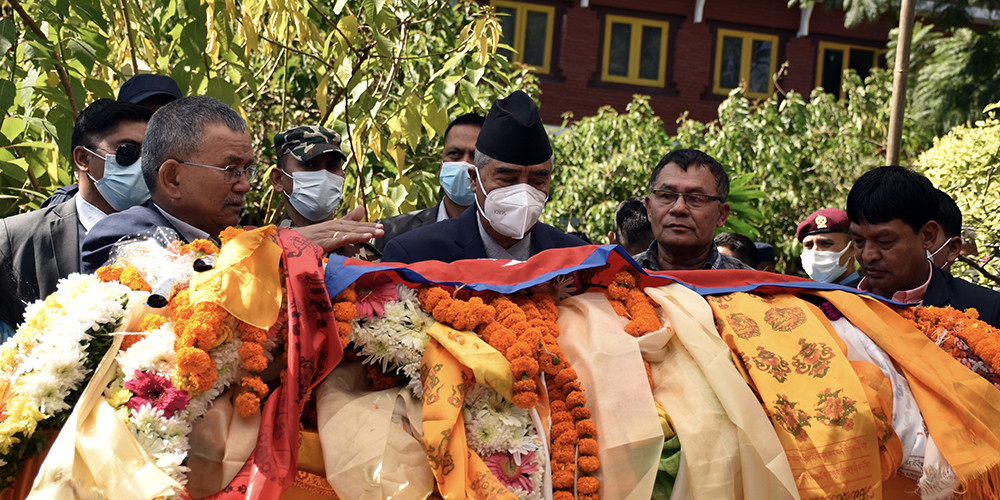 सहकर्मी शुभेच्छुकले यसरी सम्झिए वाङ्मय शताब्दी पुरुष जोशीलाई