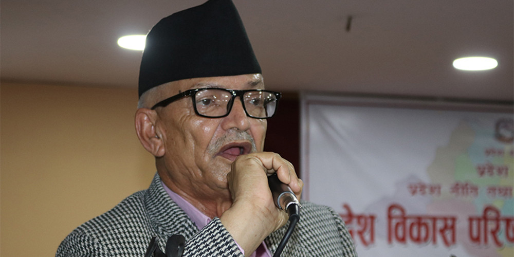 सबै अस्पतालमा अक्सिजन प्लान्ट जडान गर्न मुख्यमन्त्री पौडेलको निर्देशन