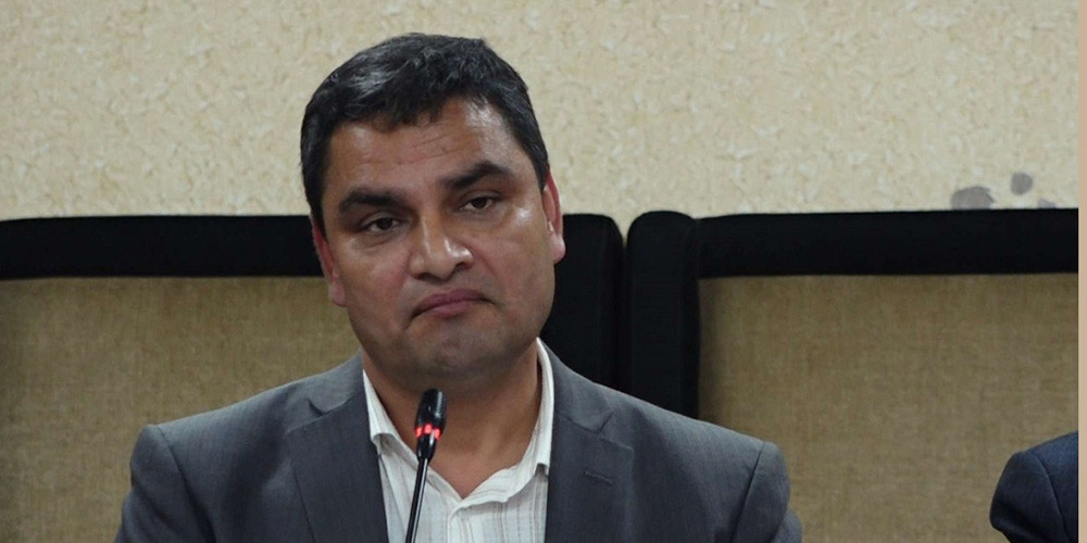 स्वास्थ्य बिमा ऐनमा भएको व्यवस्थालाई कार्यान्वयन गर्छाैँ: मन्त्री पौडेल