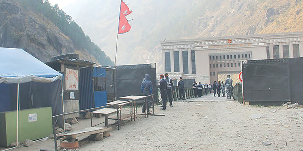 रसुवा नाकाबाट चिनियाँ सवारी साधनको आयात बढ्दो