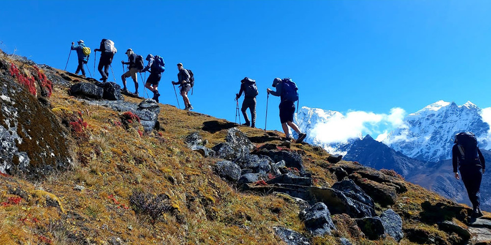 सगरमाथा आरोहणका लागि तीन सय ५२ आरोहीले लिए अनुमति 