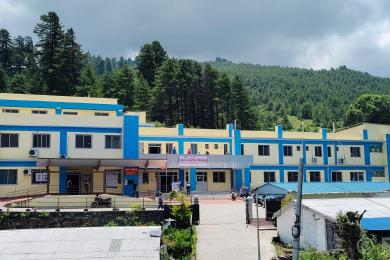 पन्ध्र शय्याको अस्पतालमा ५४ शय्याको सेवा