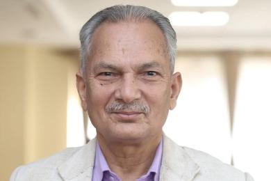 संसद्लाई अल्झाउँदा लोकतन्त्रलाई नोक्सान पुगेको छः पूर्वप्रधानमन्त्री भट्टराई