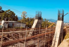 ठेक्का अवधि सकिँदा सेती पुलमा आधा काम