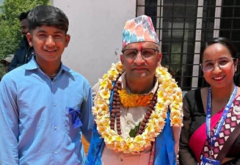 यसम माध्यमिक विद्यालयमा झोला वितरण कार्यक्रम सम्पन्न