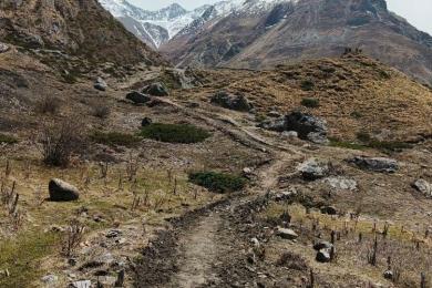मुस्ताङका पर्यटकीय पदमार्गहरू मर्मत तथा स्तरोन्नति गरिँदै
