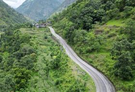 पक्की सडक निर्माण