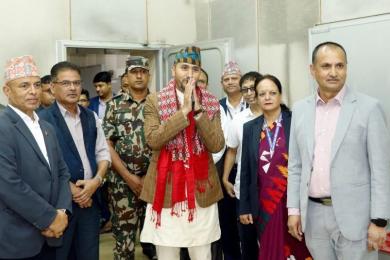 रेडियो नेपालको विरासत कायम राख्दै प्रतिस्पर्धी बन्न सञ्चारमन्त्री खरेलको निर्देशन