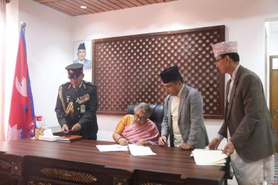 प्रधानमन्त्री कार्कीद्वारा पदबहाली