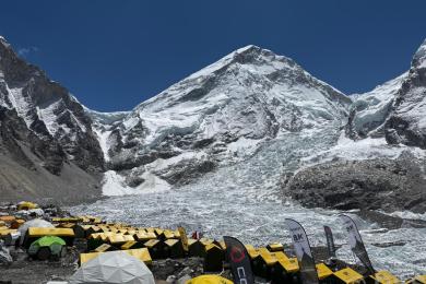 प्रतिकूल मौसमका कारण सगरमाथा आरोहण प्रभावित