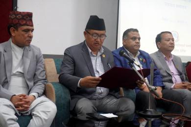 मुख्यमन्त्री लामाद्वारा पदबाट राजीनामा