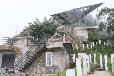 भौतिक संरचनाले कुरुप बन्दै पर्यटकीयस्थल मझुवागढी 